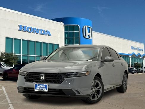 New 2025 Honda Accord EX-L image 1