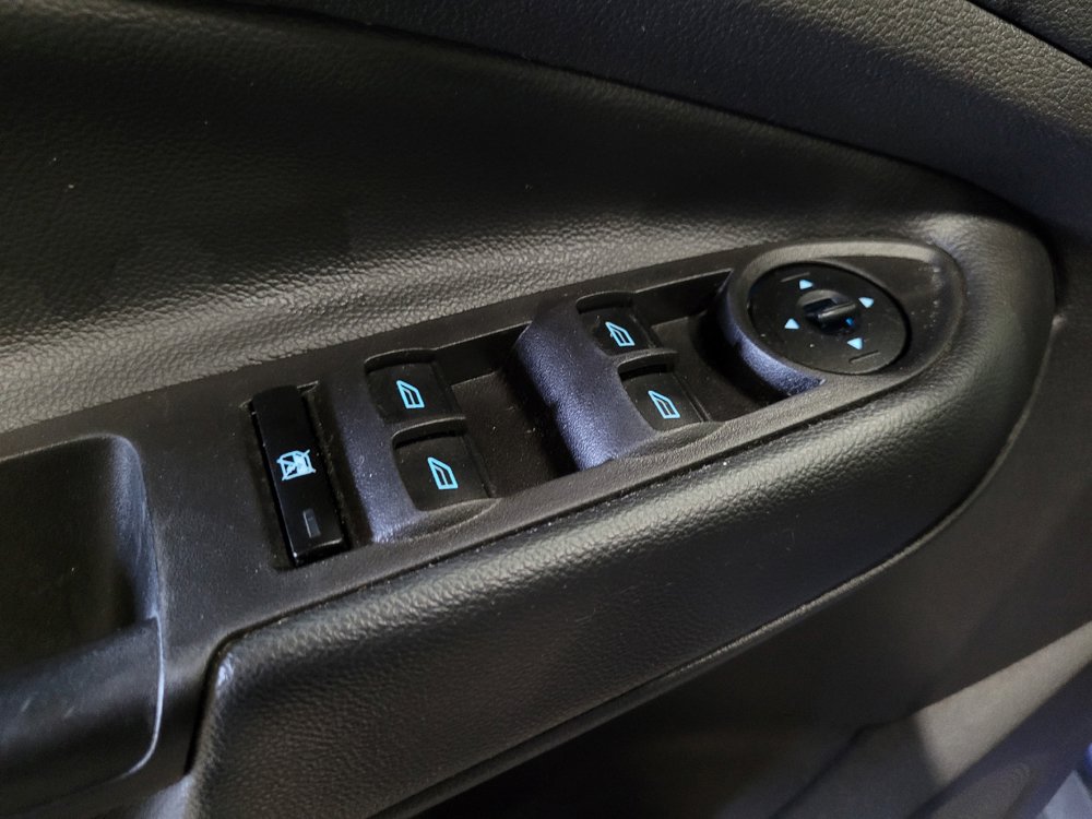 Used 2016 Ford Escape S FWD image 27