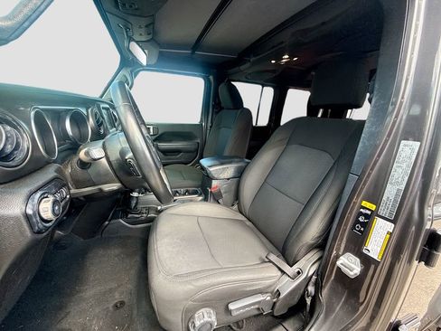 Used 2022 Jeep Wrangler Unlimited Sport AWD/4WD image 23