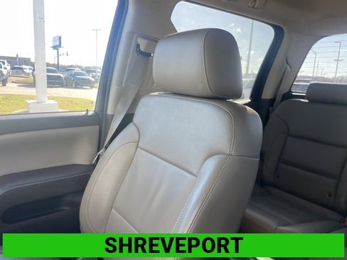 Used 2014 GMC Sierra 1500 SLT w/ SLT Crew Cab Value Package image 8