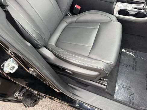 Certified 2022 Subaru Ascent Limited w/ Technology Package image 30