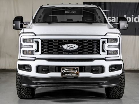 Used 2026 Ford F350 Lariat AWD/4WD image 3