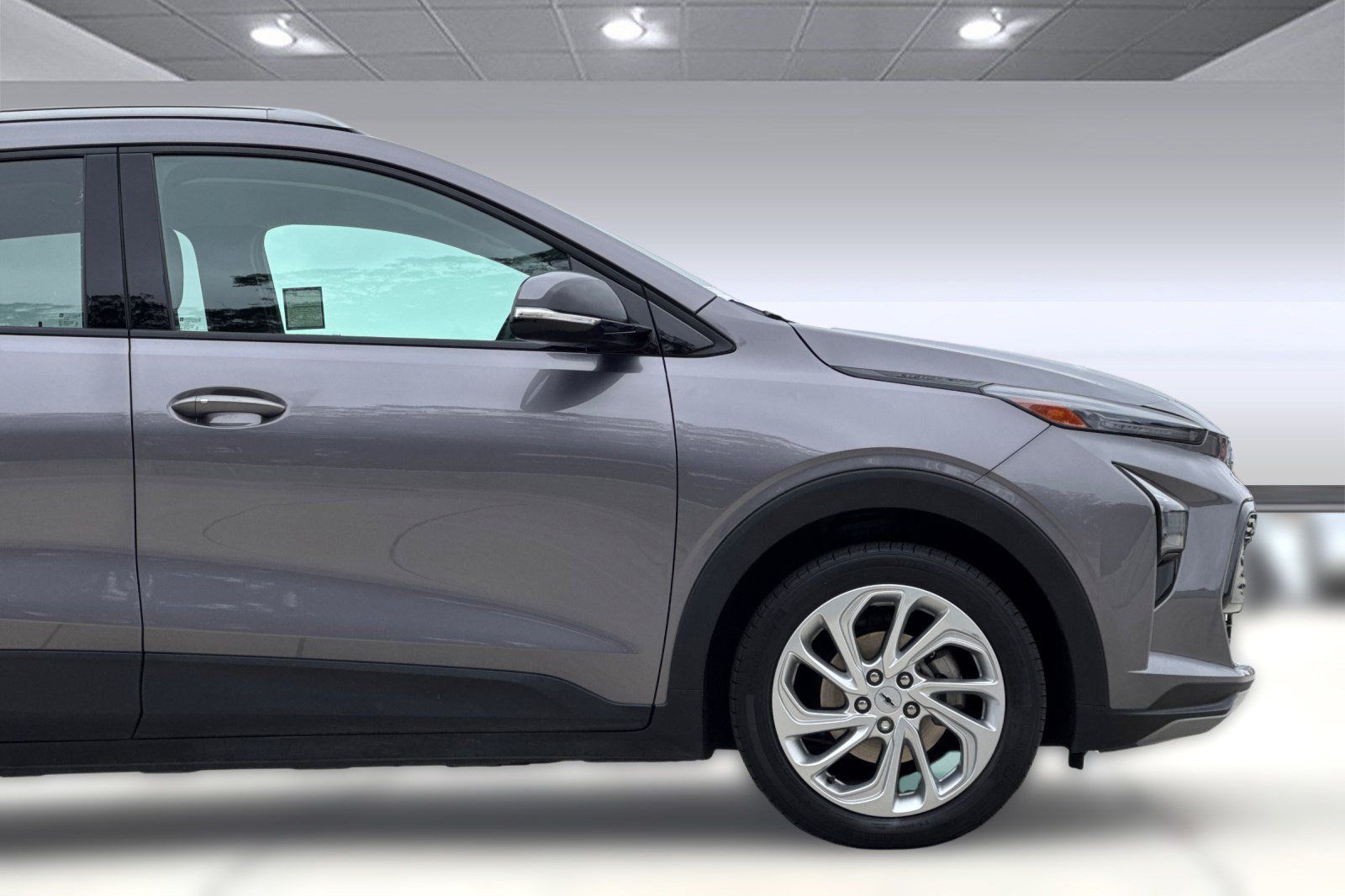 Used 2023 Chevrolet Bolt EUV LT w/ Comfort Package FWD image 34