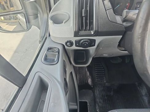 Used 2016 Ford Transit 350 XLT image 23