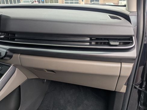 Certified 2025 Kia Carnival LX FWD image 29