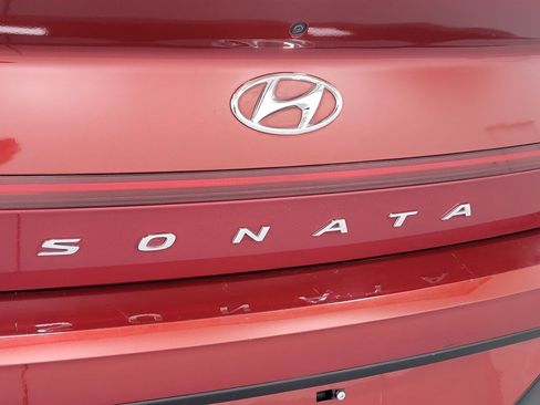 Used 2023 Hyundai Sonata SEL FWD image 9