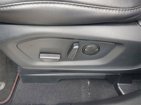 Used 2023 Ford Explorer ST-Line w/ Class IV Trailer Tow Package image 22