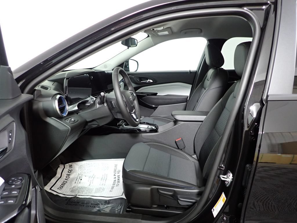 New 2026 Chevrolet Trax LT w/ Driver Confidence Package FWD image 20