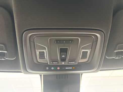 Used 2023 Chevrolet Silverado 1500 RST image 31