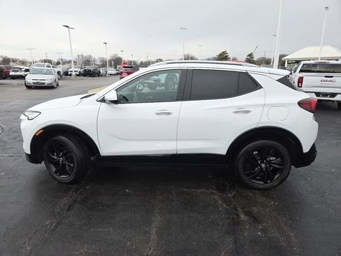 Used 2024 Buick Encore GX Sport Touring image 21
