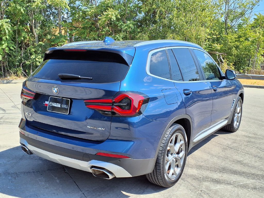 Used 2023 BMW X3 sDrive30i w/ Premium Package RWD image 3