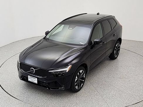 New 2026 Volvo XC60 B5 Plus w/ Protection Package Premier AWD/4WD image 13
