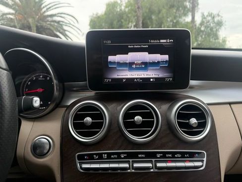 Used 2018 Mercedes-Benz C 300 Sedan image 24