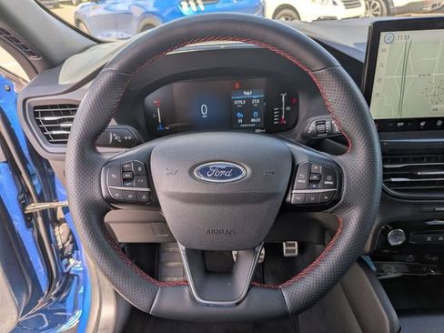 Used 2023 Ford Escape ST-Line w/ Tech Pack #1 AWD/4WD image 18