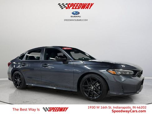Used 2025 Honda Civic Sport image 1