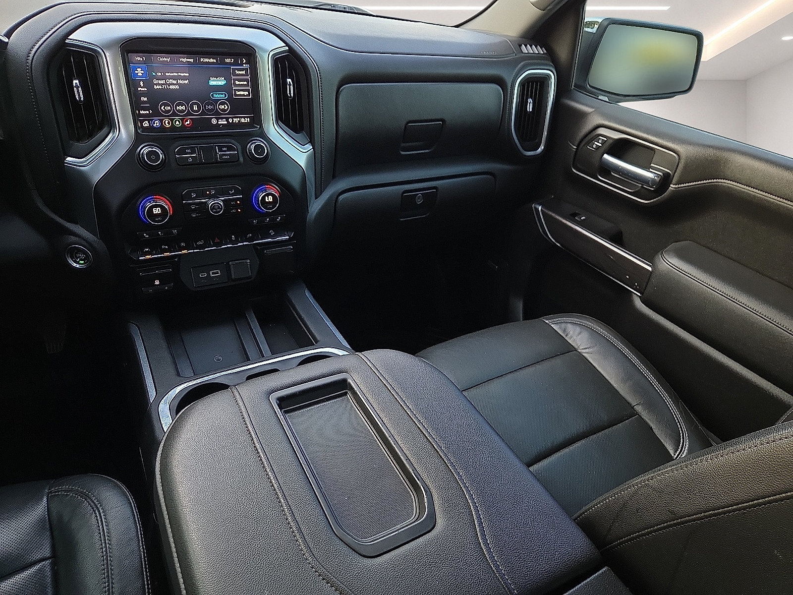 Used 2020 Chevrolet Silverado 1500 LTZ w/ LTZ Premium Package AWD/4WD image 12