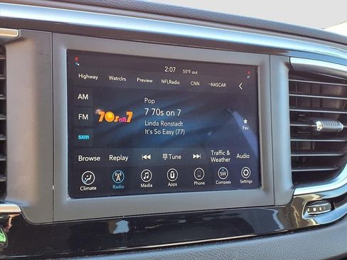 Used 2020 Chrysler Voyager Lxi image 8