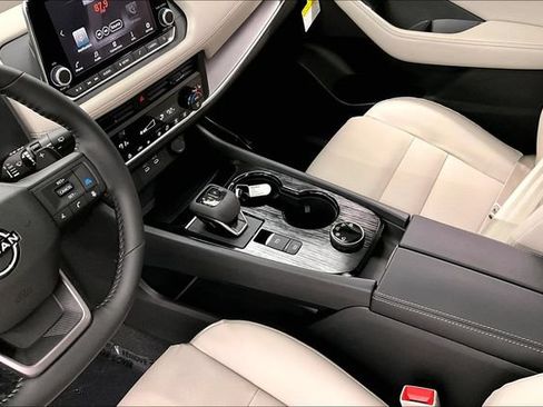 New 2026 Nissan Rogue Dark Armor AWD/4WD image 8