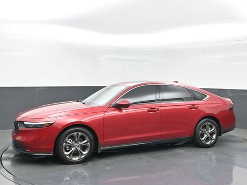 Used 2024 Honda Accord EX image 2