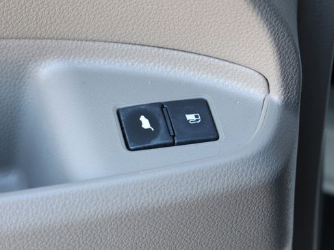 Used 2017 Honda Pilot Touring image 15