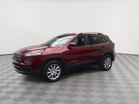 Used 2018 Jeep Cherokee Limited AWD/4WD image 34