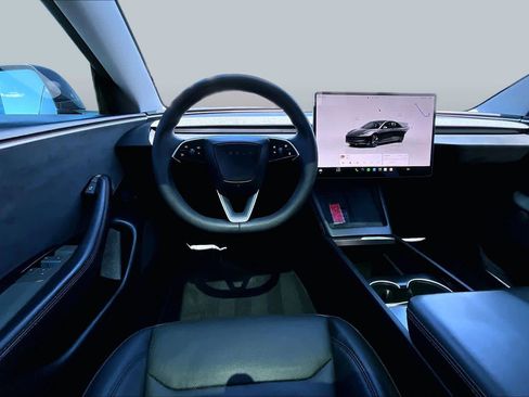 Used 2025 Tesla Model 3 Long Range AWD/4WD image 5