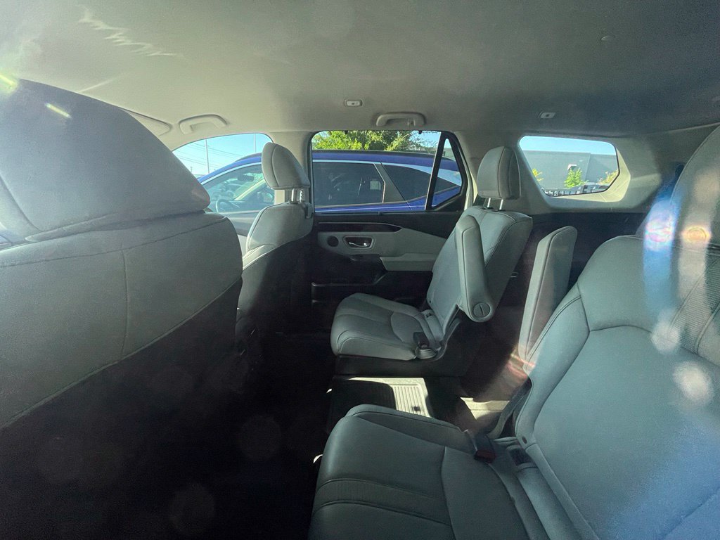 Used 2024 Honda Pilot EX-L image 5