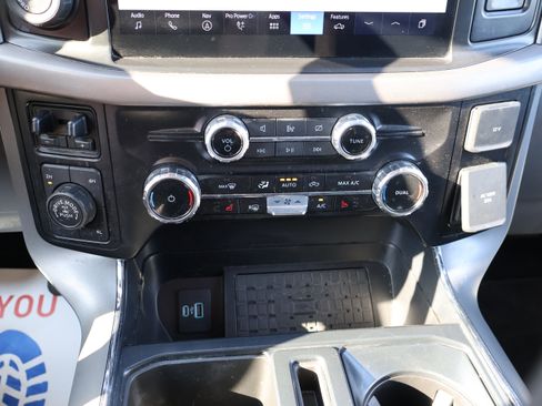 Used 2024 Ford F150 XLT w/ Equipment Group 302A MID image 31