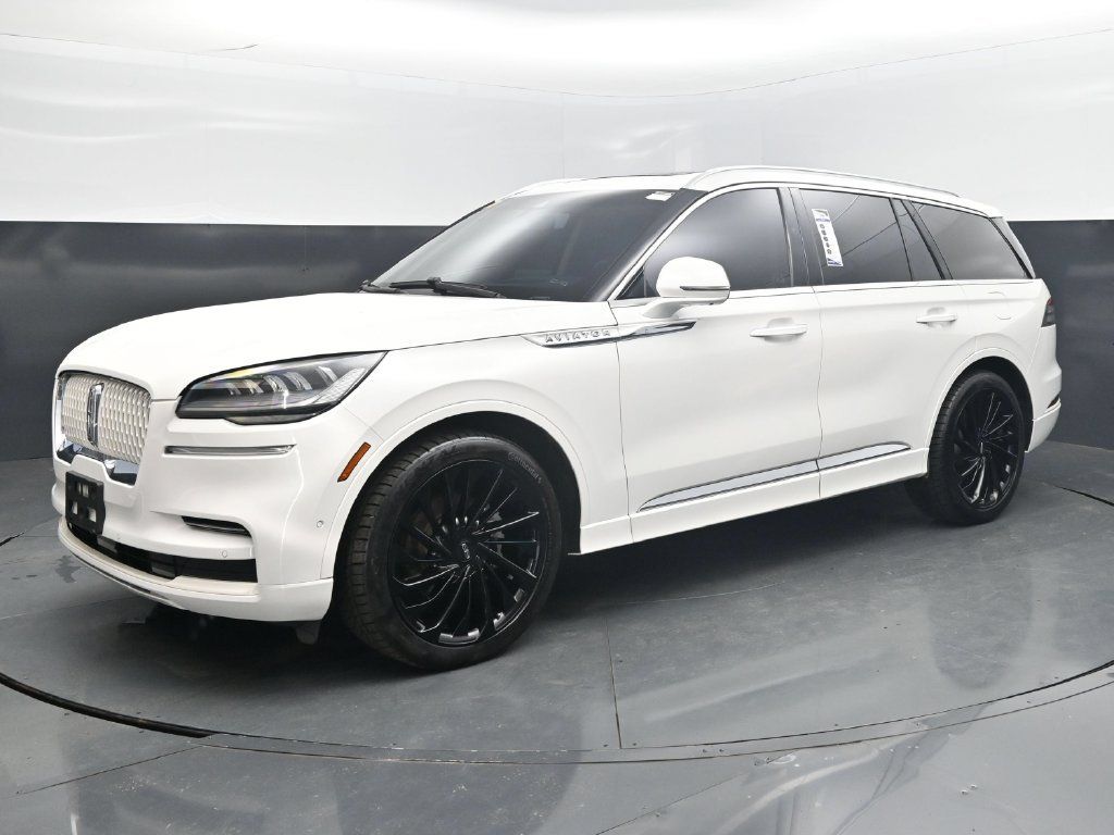 Used 2022 Lincoln Aviator Reserve w/ Equipment Group 201A RWD image 1