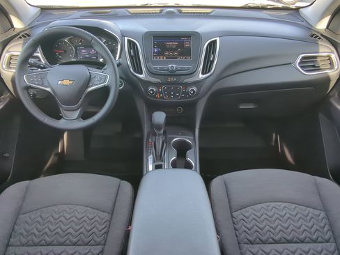 Used 2023 Chevrolet Equinox LT image 13