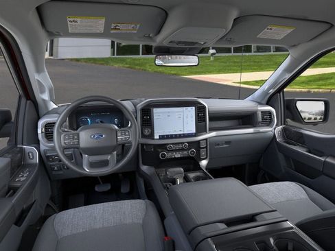 New 2025 Ford F150 Lightning XLT image 9