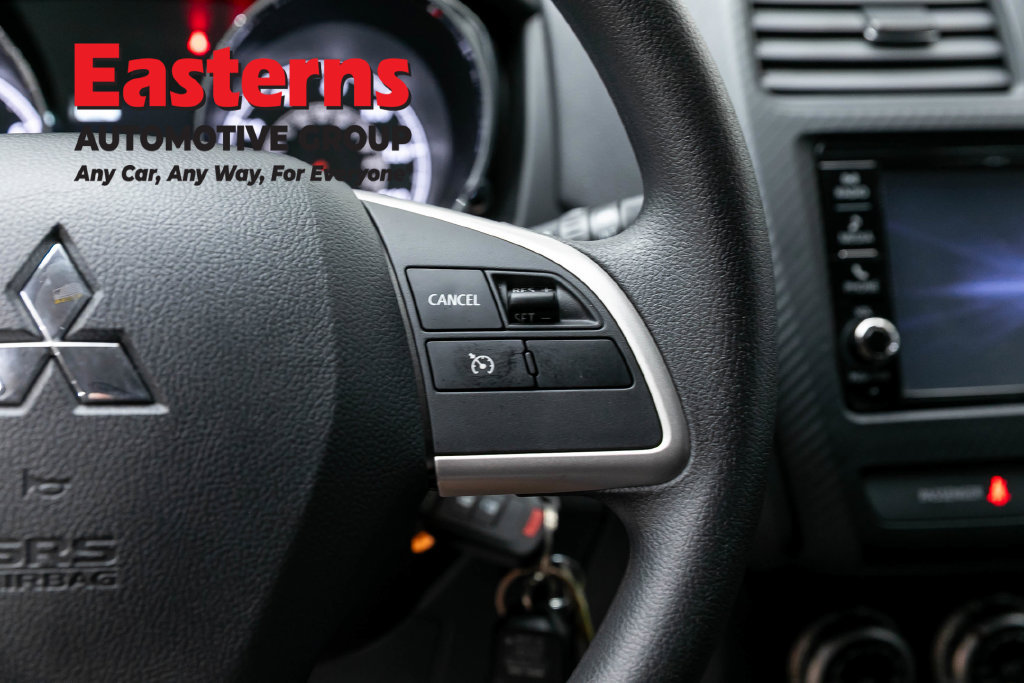Used 2025 Mitsubishi Outlander Sport SE AWD/4WD image 17
