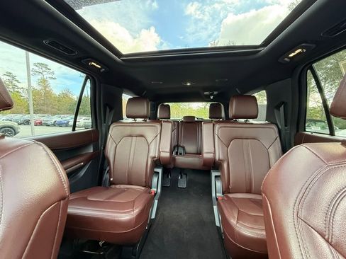 Used 2023 Ford Expedition Max Limited image 17