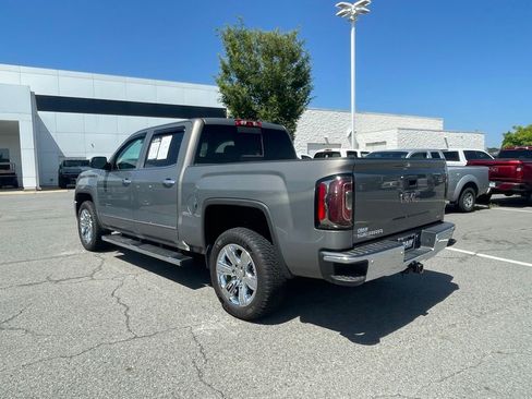 Used 2017 GMC Sierra 1500 SLT AWD/4WD image 5