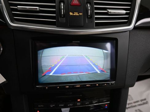 Used 2011 Mercedes-Benz E 350 Sedan image 18