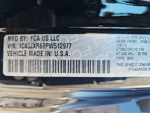 Used 2023 Jeep Wrangler Unlimited Rubicon 4xe image 25