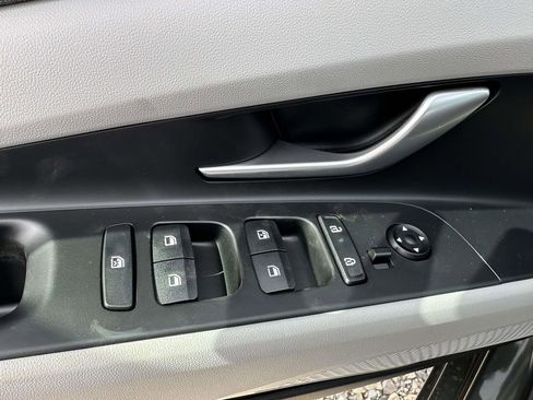 New 2026 Hyundai Elantra Limited w/ Cargo Package FWD image 31