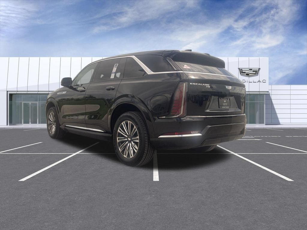 New 2026 Cadillac Escalade IQ Luxury 1 w/ LPO, Floor Liner Package AWD/4WD image 6
