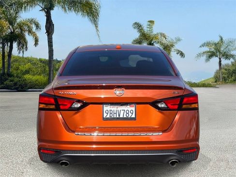 Used 2022 Nissan Altima 2.5 SR FWD image 5