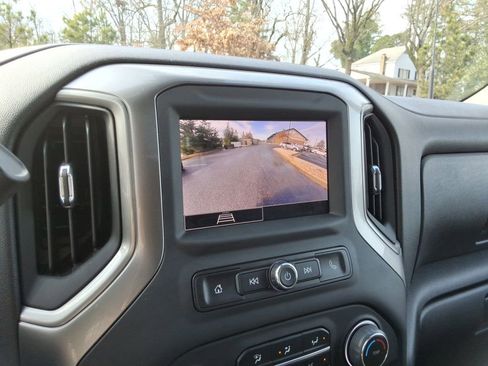 Certified 2024 Chevrolet Silverado 2500 W/T w/ WT Convenience Package image 31