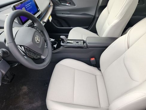 New 2026 Toyota Prius XLE image 11