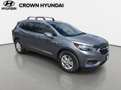 Used 2021 Buick Enclave Essence w/ Sound and Sites Package AWD/4WD image 3