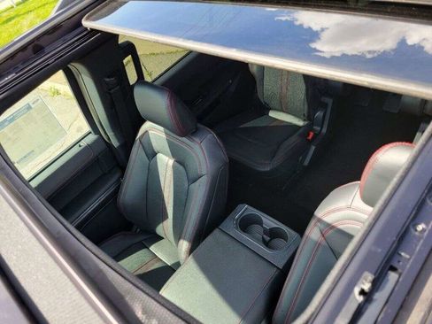 Used 2023 Ford Expedition Max Limited AWD/4WD image 2