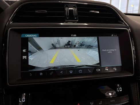 Used 2020 Jaguar F-PACE SVR AWD/4WD image 37