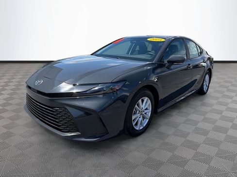 Used 2025 Toyota Camry LE FWD image 3
