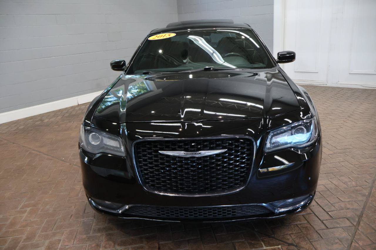 Used 2015 Chrysler 300 S w/ 300S Premium Group AWD/4WD image 2