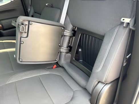 Used 2021 Chevrolet Silverado 1500 RST w/ Max Trailering Package AWD/4WD image 27