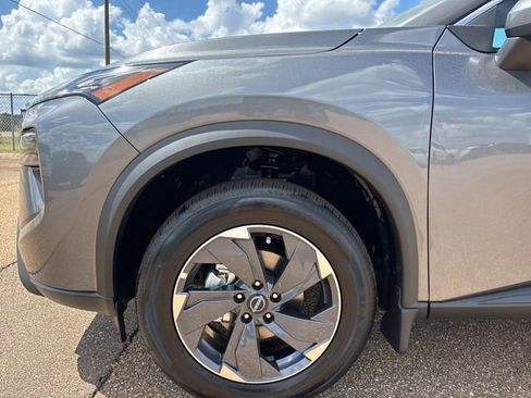 New 2026 Nissan Rogue SV image 7