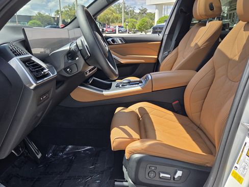 Used 2024 BMW X5 sDrive40i w/ M Sport Package RWD image 10