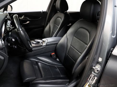 Used 2016 Mercedes-Benz GLC 300 4MATIC image 11